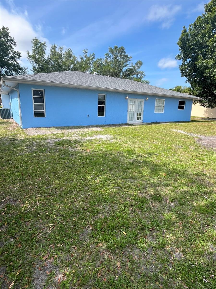 23076 AUGUST AVE, PORT CHARLOTTE, FL — photo 37