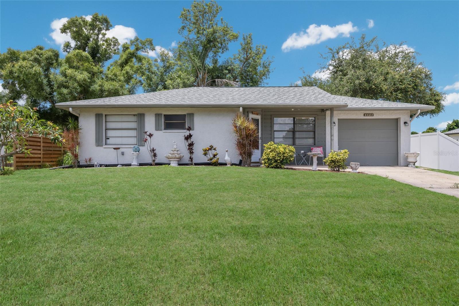 5202 FOXCROFT CT, SARASOTA, FL — photo 3