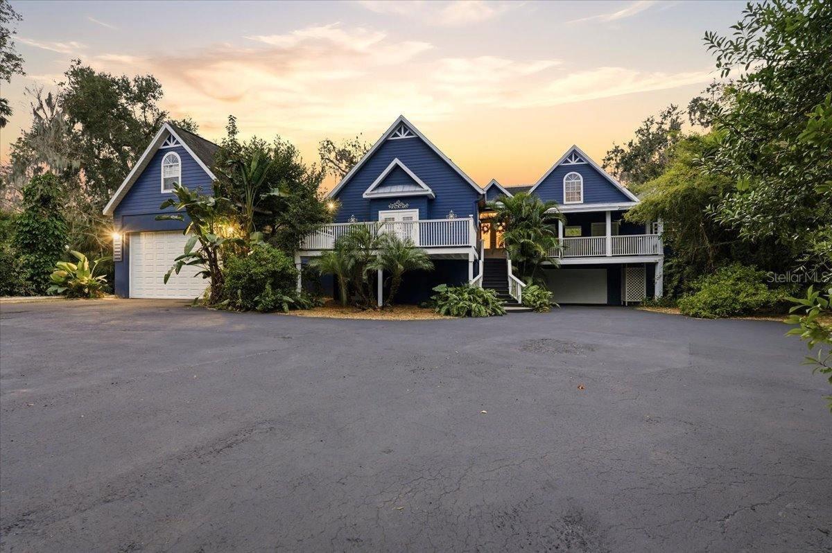 4703 RAMBLING RIVER RD, BRANDON, FL