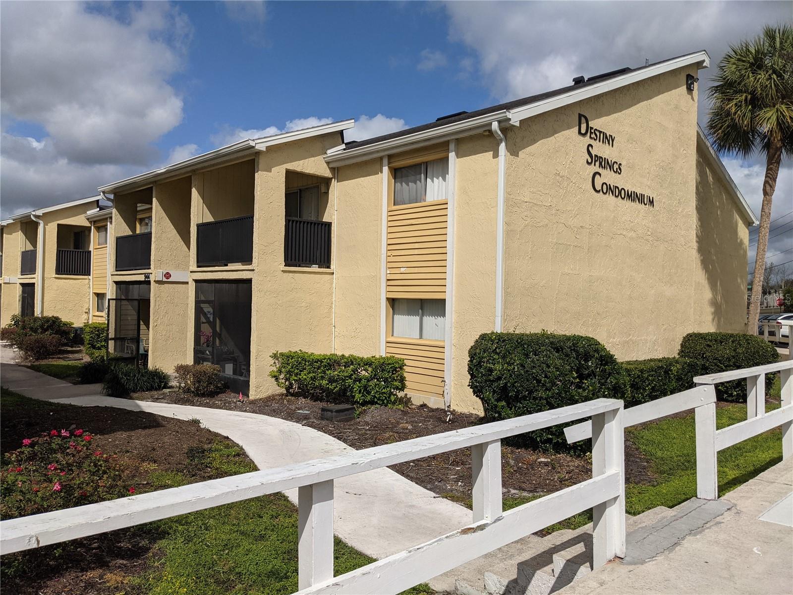 944 LAKE DESTINY RD #E, ALTAMONTE SPRINGS, FL