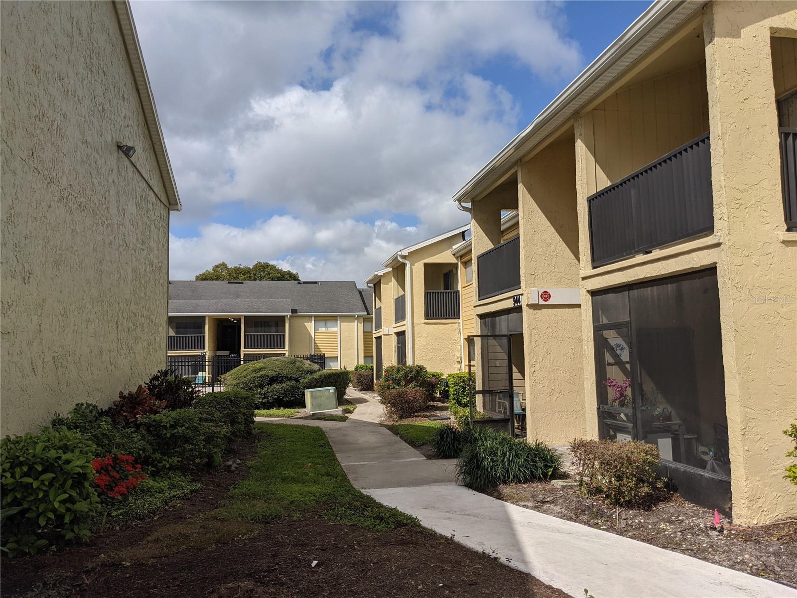 944 LAKE DESTINY RD #E, ALTAMONTE SPRINGS, FL — photo 3