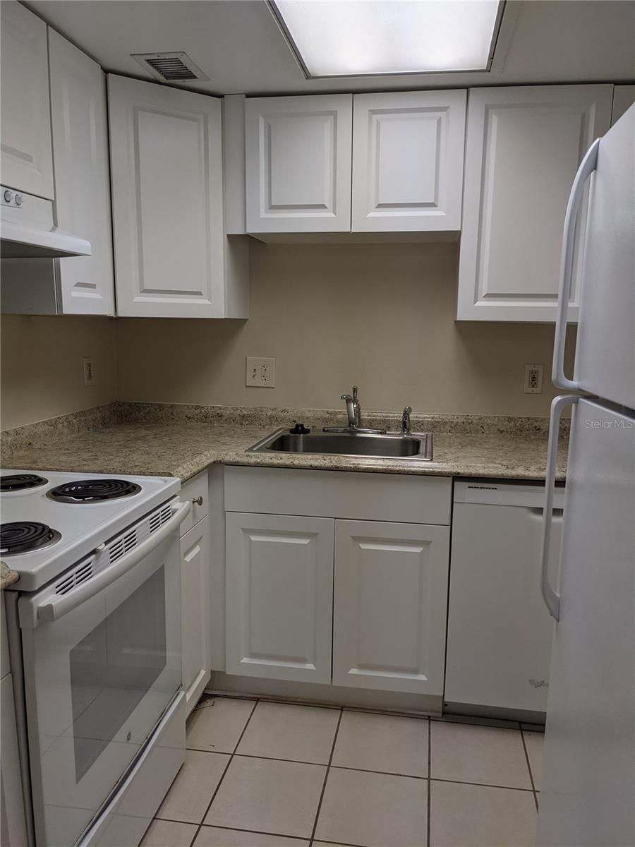 944 LAKE DESTINY RD #E, ALTAMONTE SPRINGS, FL — photo 10