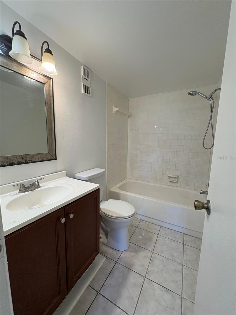 944 LAKE DESTINY RD #E, ALTAMONTE SPRINGS, FL — photo 12