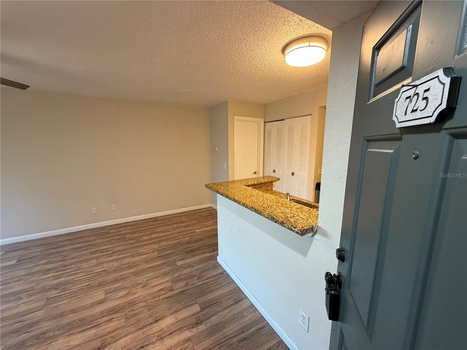 5128 CONROY RD #725, ORLANDO, FL — photo 2