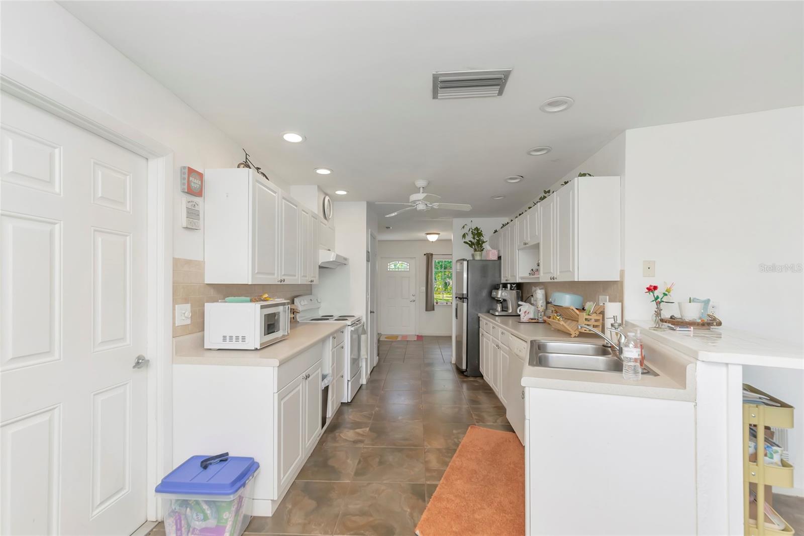 11903 UPPER MANATEE RIVER RD, BRADENTON, FL — photo 12