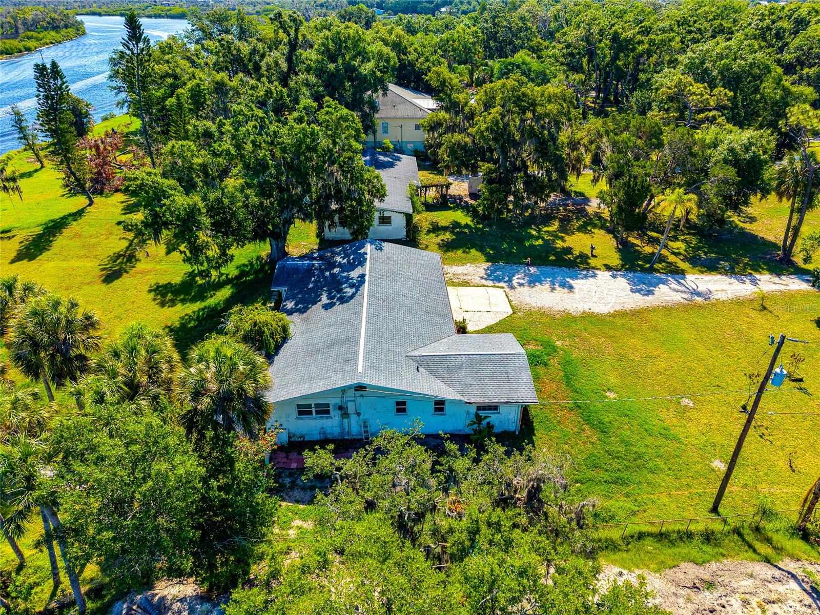 11903 UPPER MANATEE RIVER RD, BRADENTON, FL — photo 39