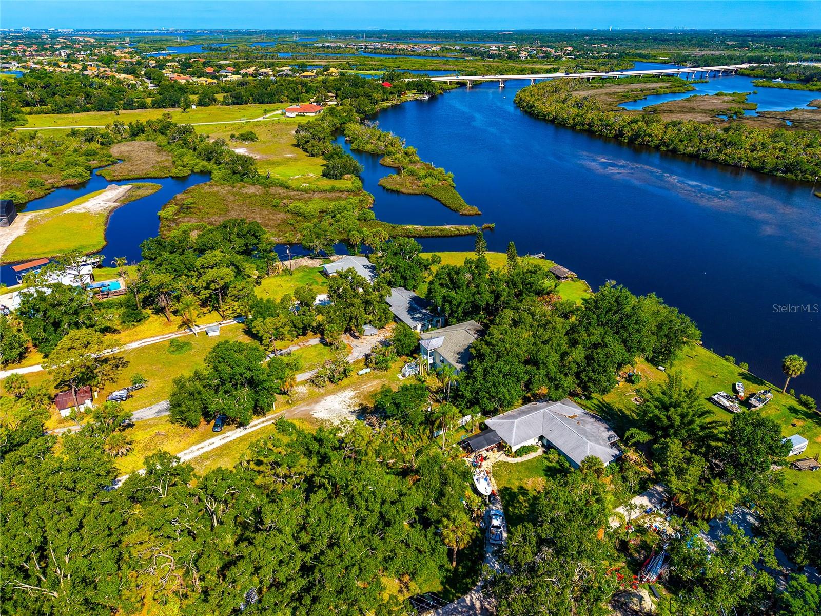 11903 UPPER MANATEE RIVER RD, BRADENTON, FL — photo 47