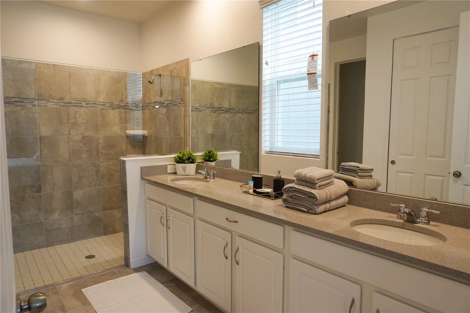 8914 CAROLINE BAY CT, KISSIMMEE, FL — photo 14