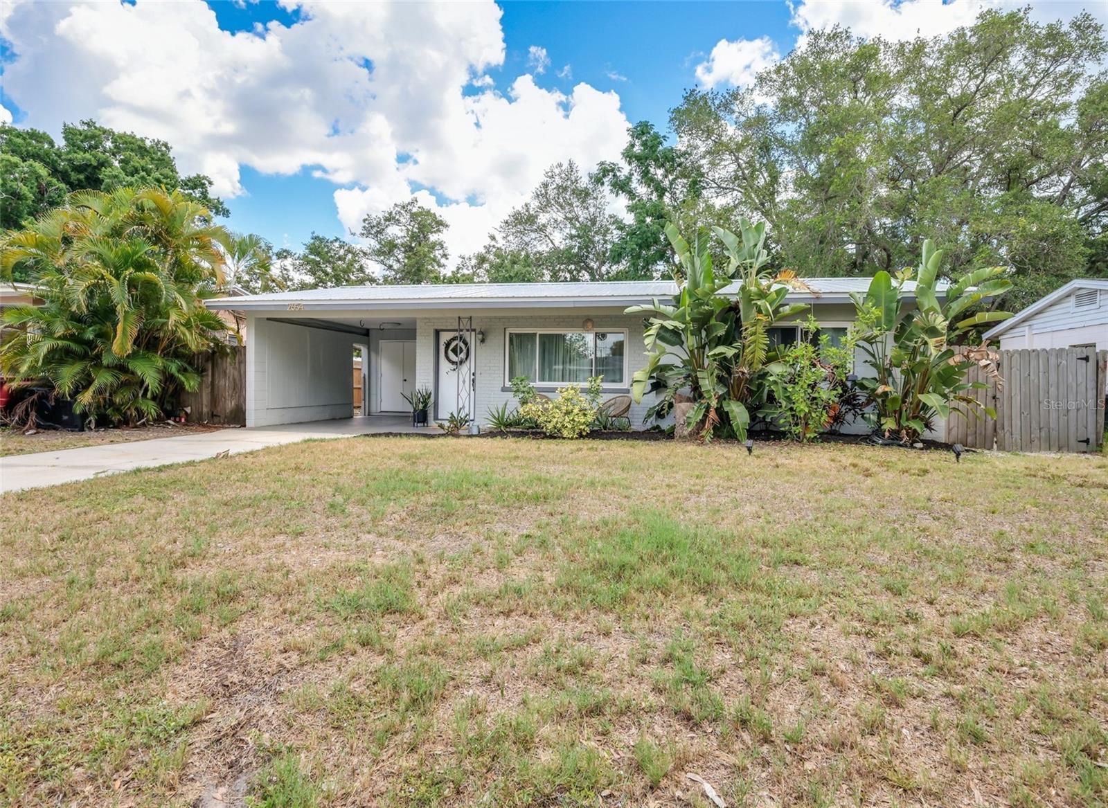 2654 GRAND CAYMAN ST, SARASOTA, FL — photo 2