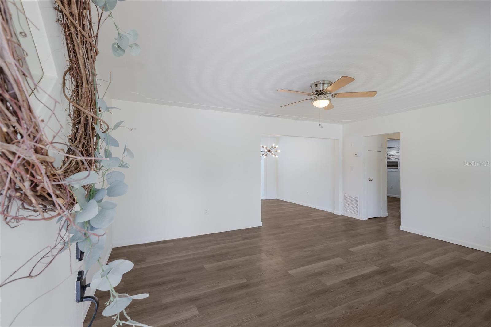 2654 GRAND CAYMAN ST, SARASOTA, FL — photo 4