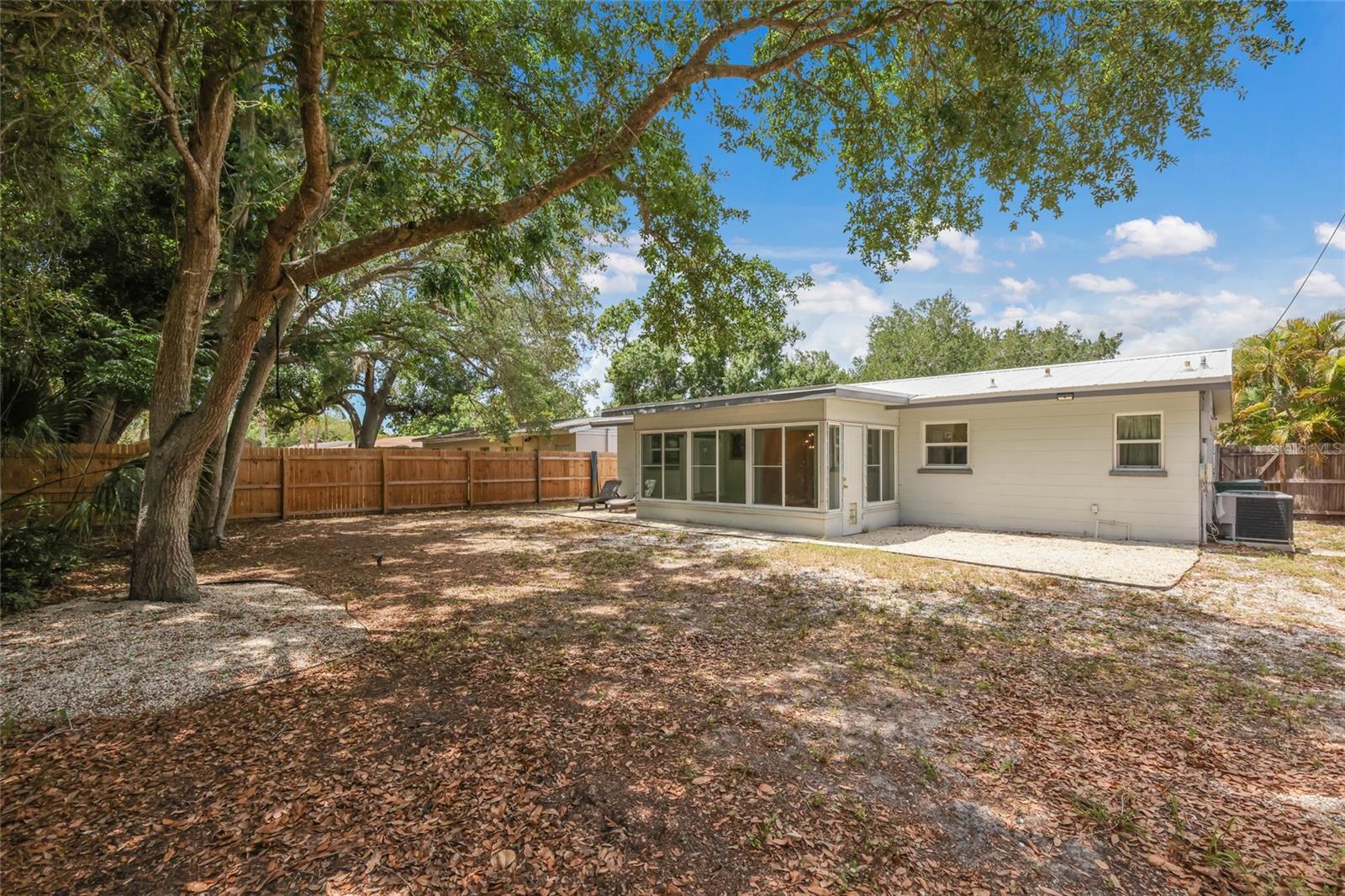 2654 GRAND CAYMAN ST, SARASOTA, FL — photo 28