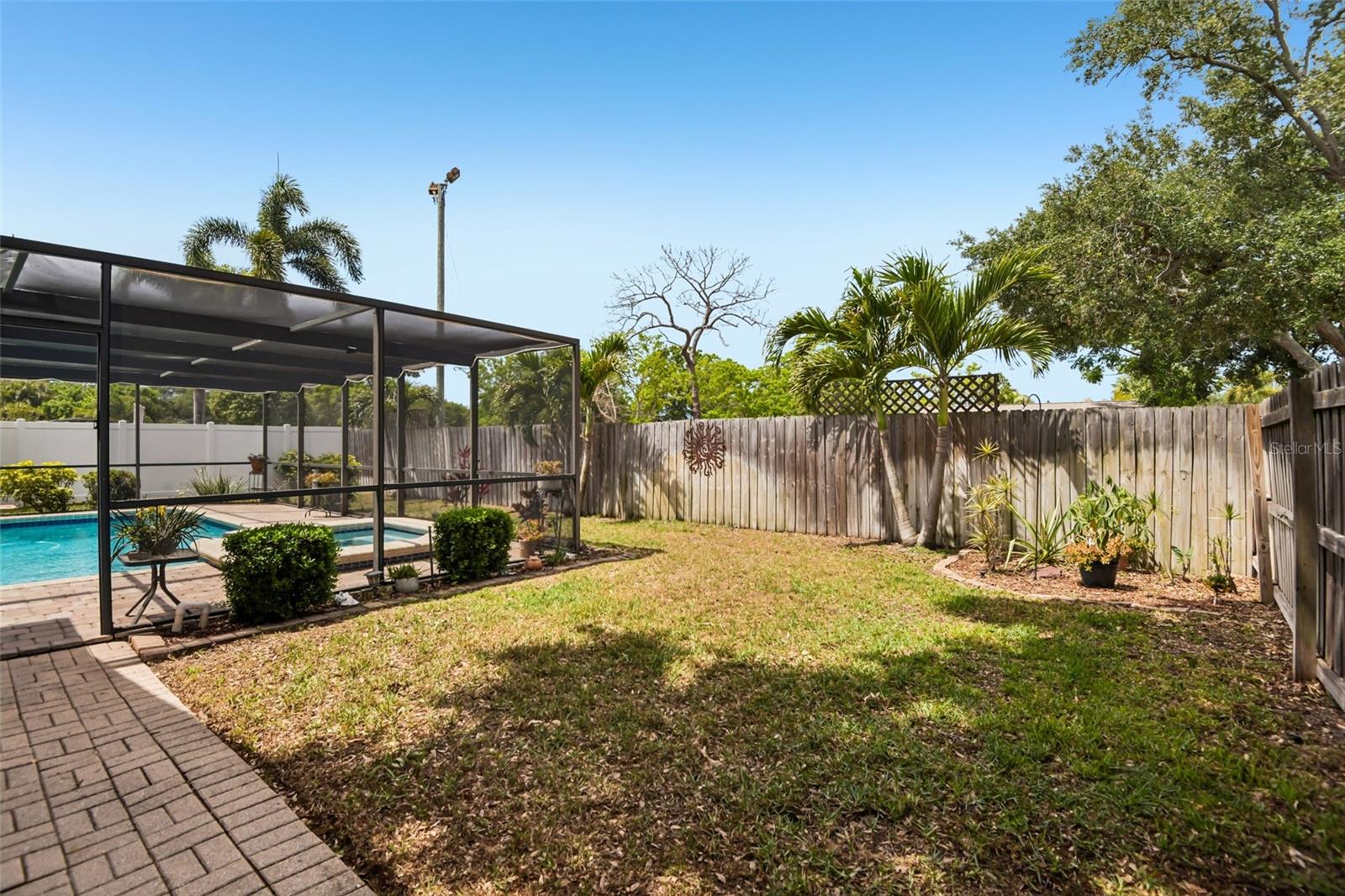 12596 93RD WAY, LARGO, FL — photo 20