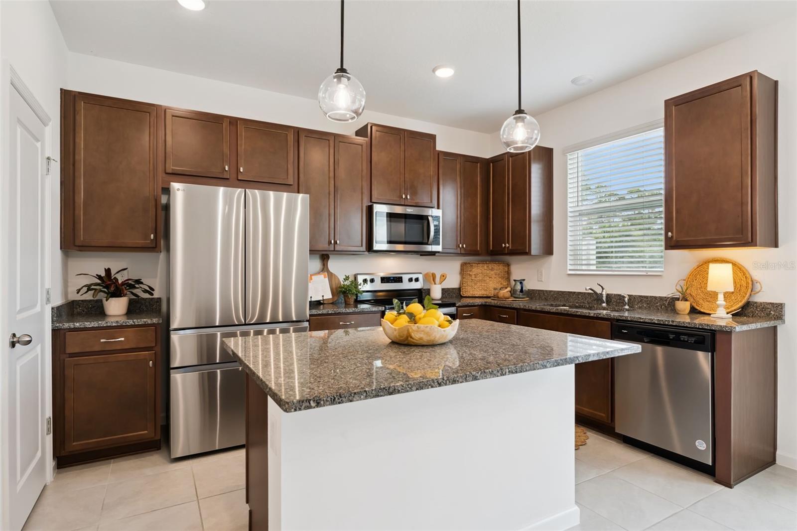 1070 SPRING PALMS LOOP, ORLANDO, FL — photo 2
