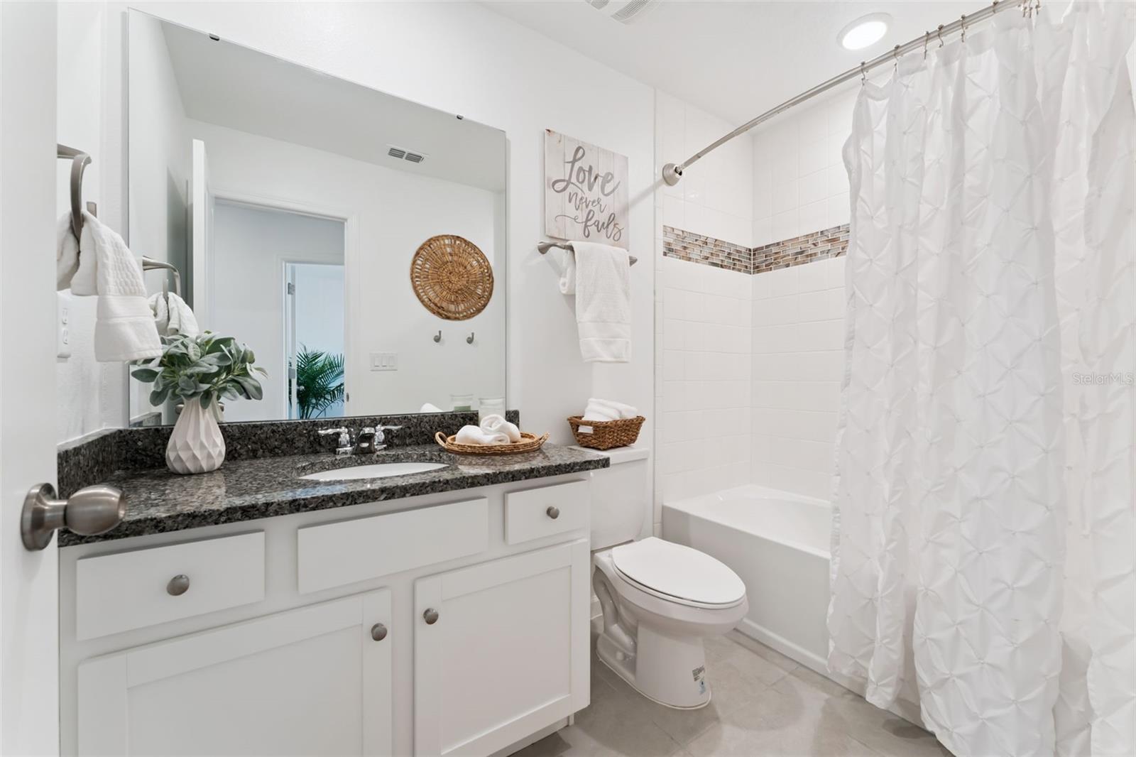 1070 SPRING PALMS LOOP, ORLANDO, FL — photo 14