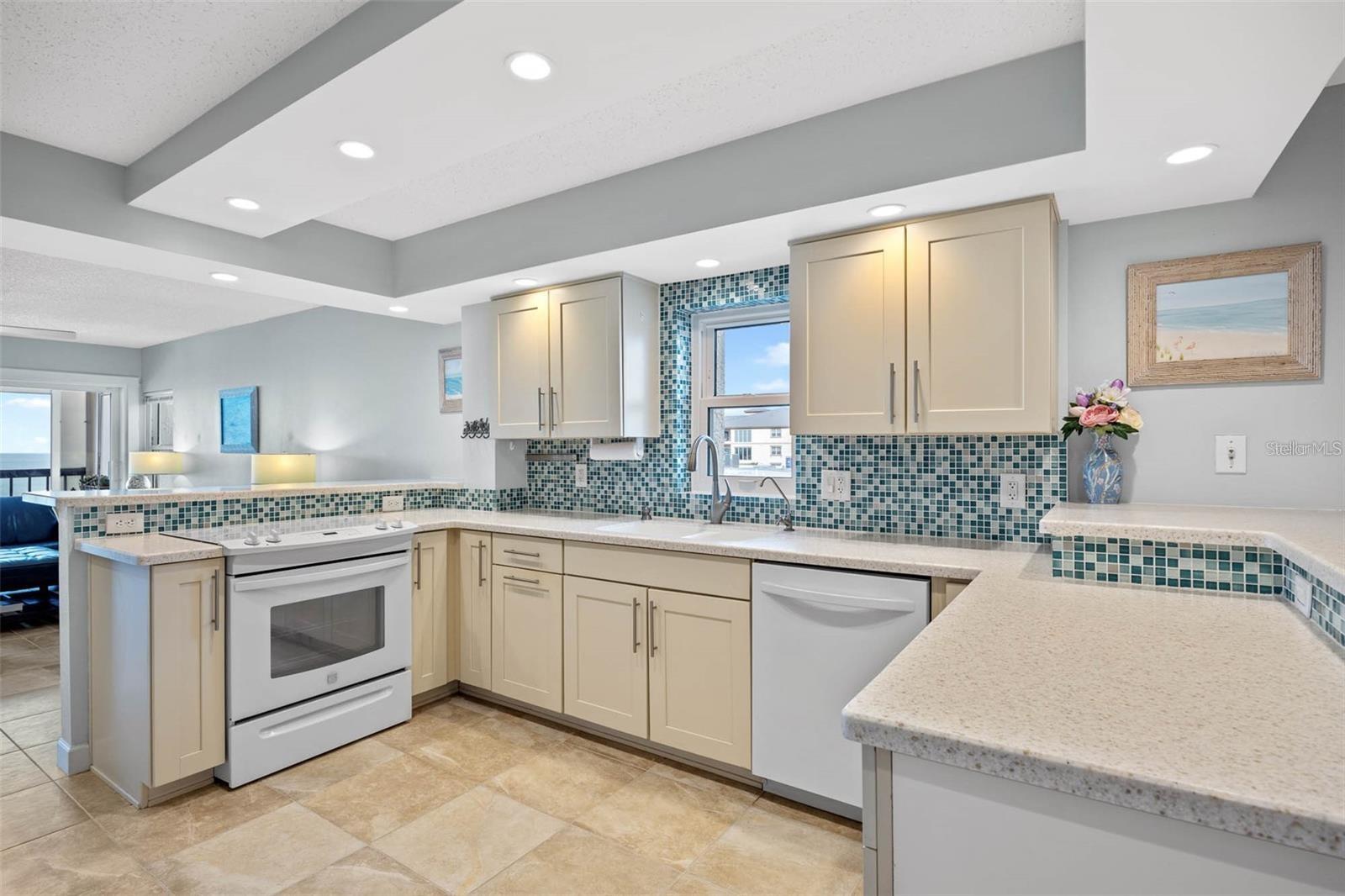 19450 GULF BLVD #705, INDIAN SHORES, FL — photo 5