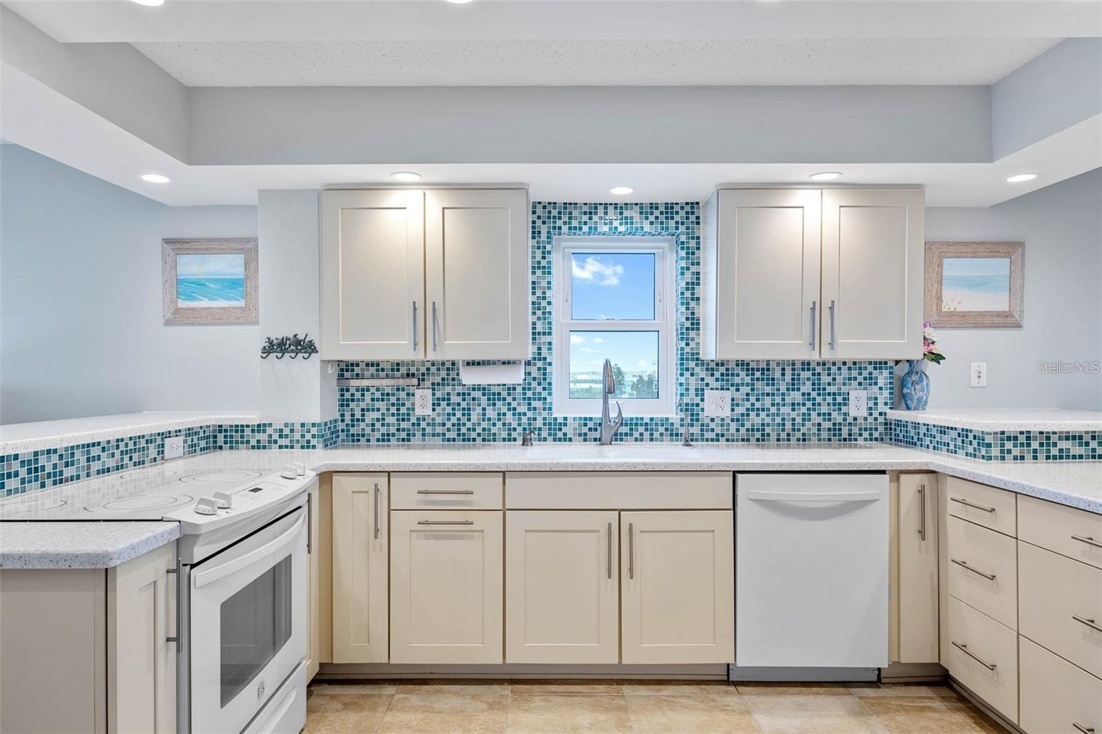19450 GULF BLVD #705, INDIAN SHORES, FL — photo 6