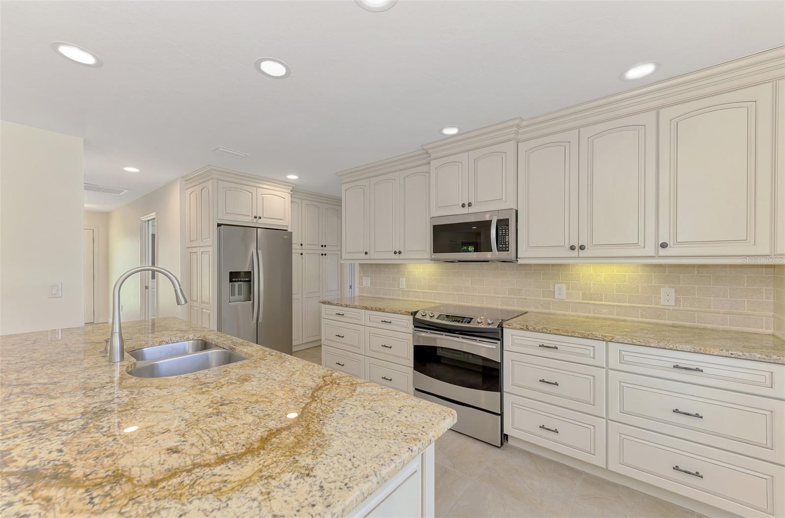 2340 PALMETTO ST, NOKOMIS, FL — photo 22