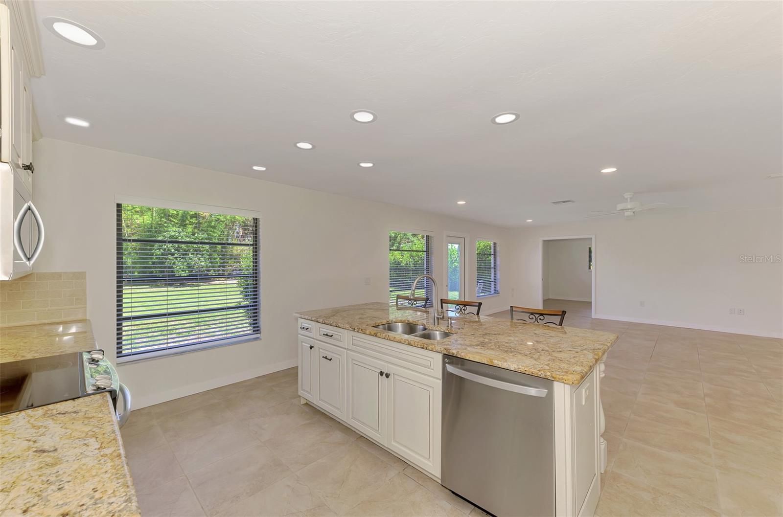 2340 PALMETTO ST, NOKOMIS, FL — photo 25