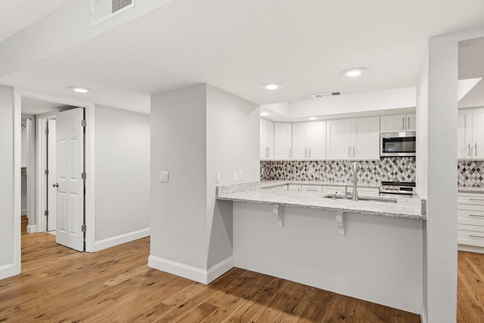125 MARINER DR #125, TARPON SPRINGS, FL — photo 4