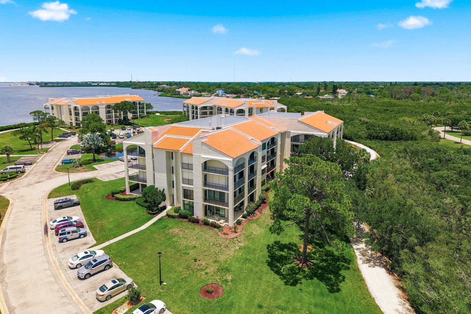 125 MARINER DR #125, TARPON SPRINGS, FL — photo 31