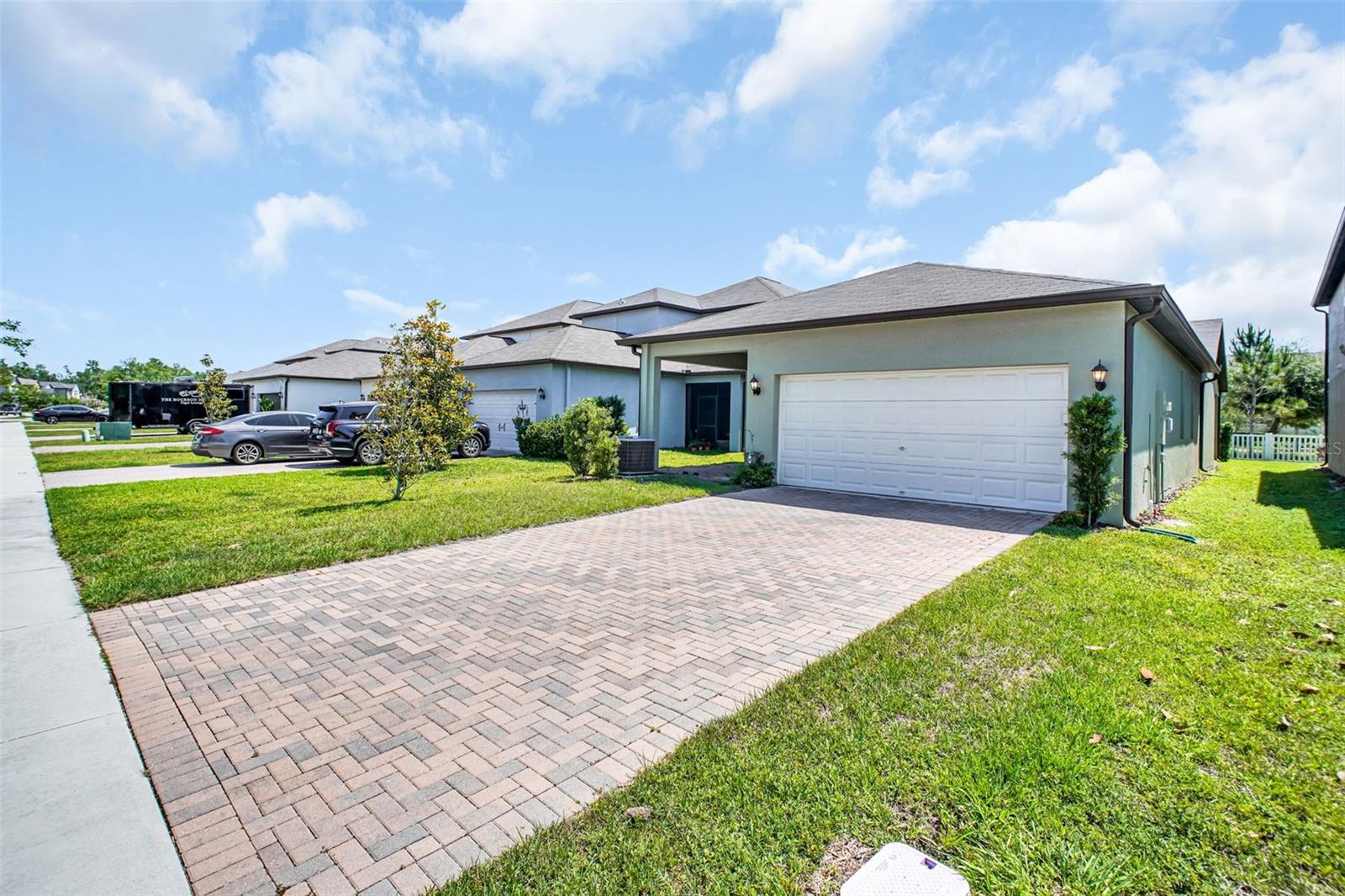 9579 FLOURISH DR, LAND O LAKES, FL