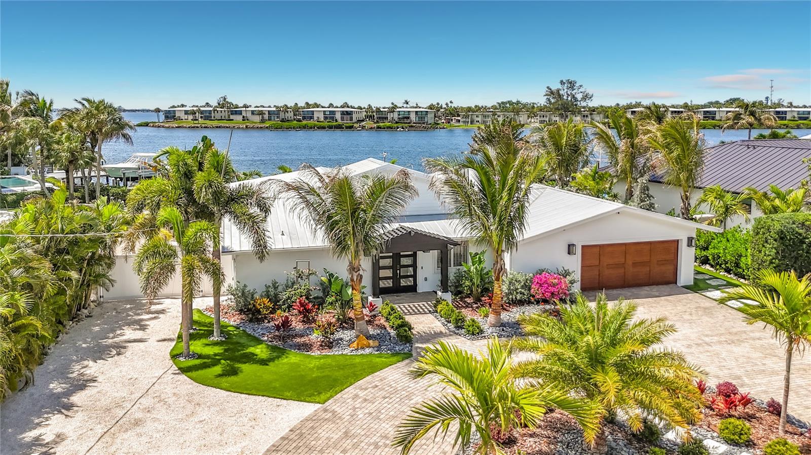 605 KEY ROYALE DR, HOLMES BEACH, FL — photo 5