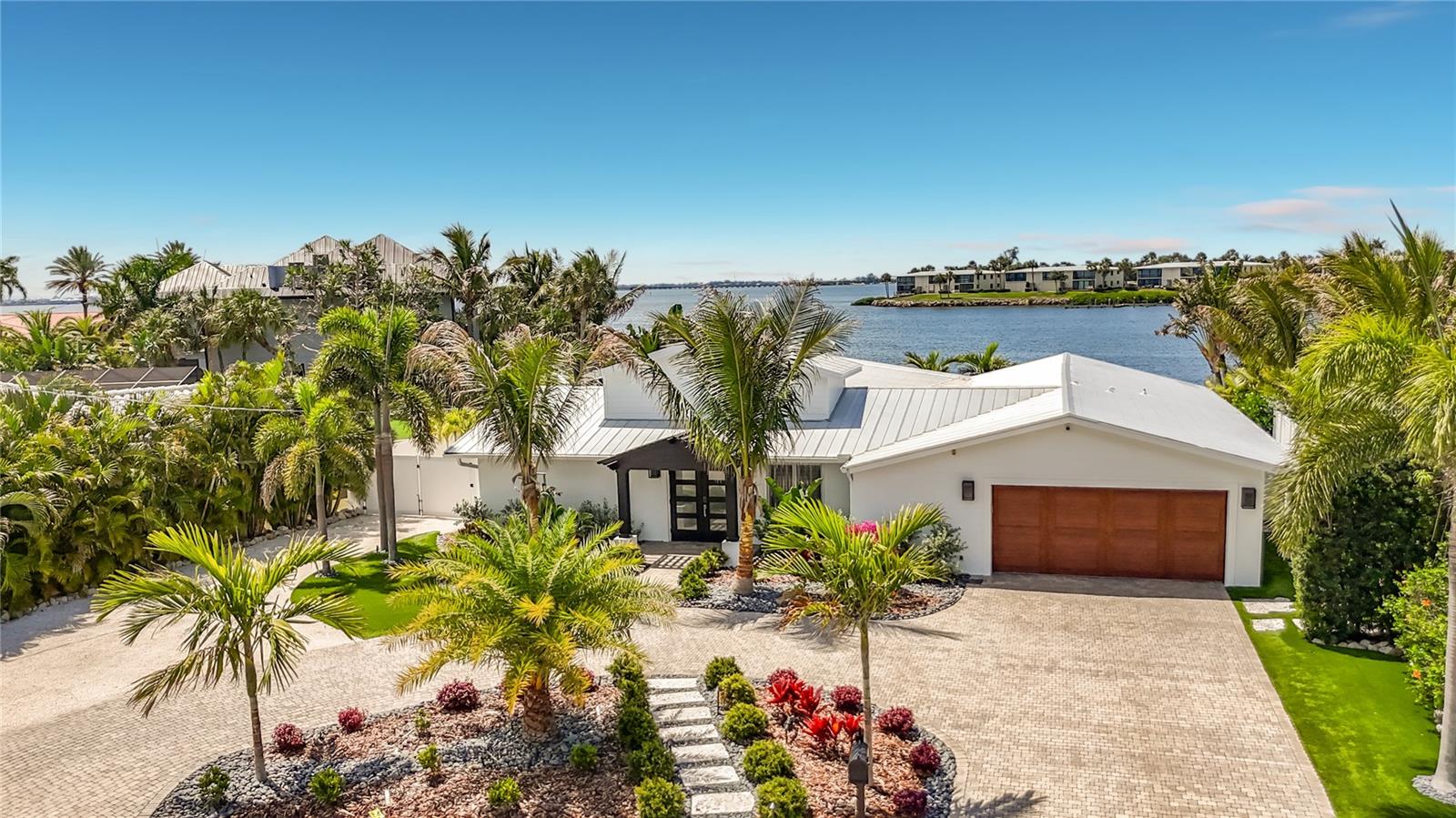 605 KEY ROYALE DR, HOLMES BEACH, FL — photo 6