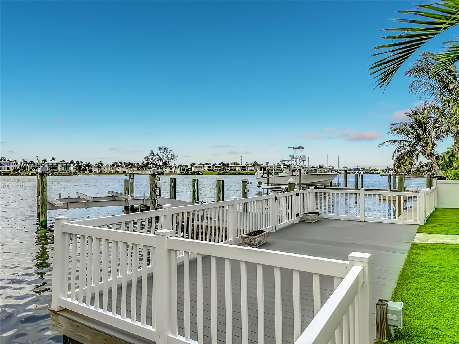 605 KEY ROYALE DR, HOLMES BEACH, FL — photo 19