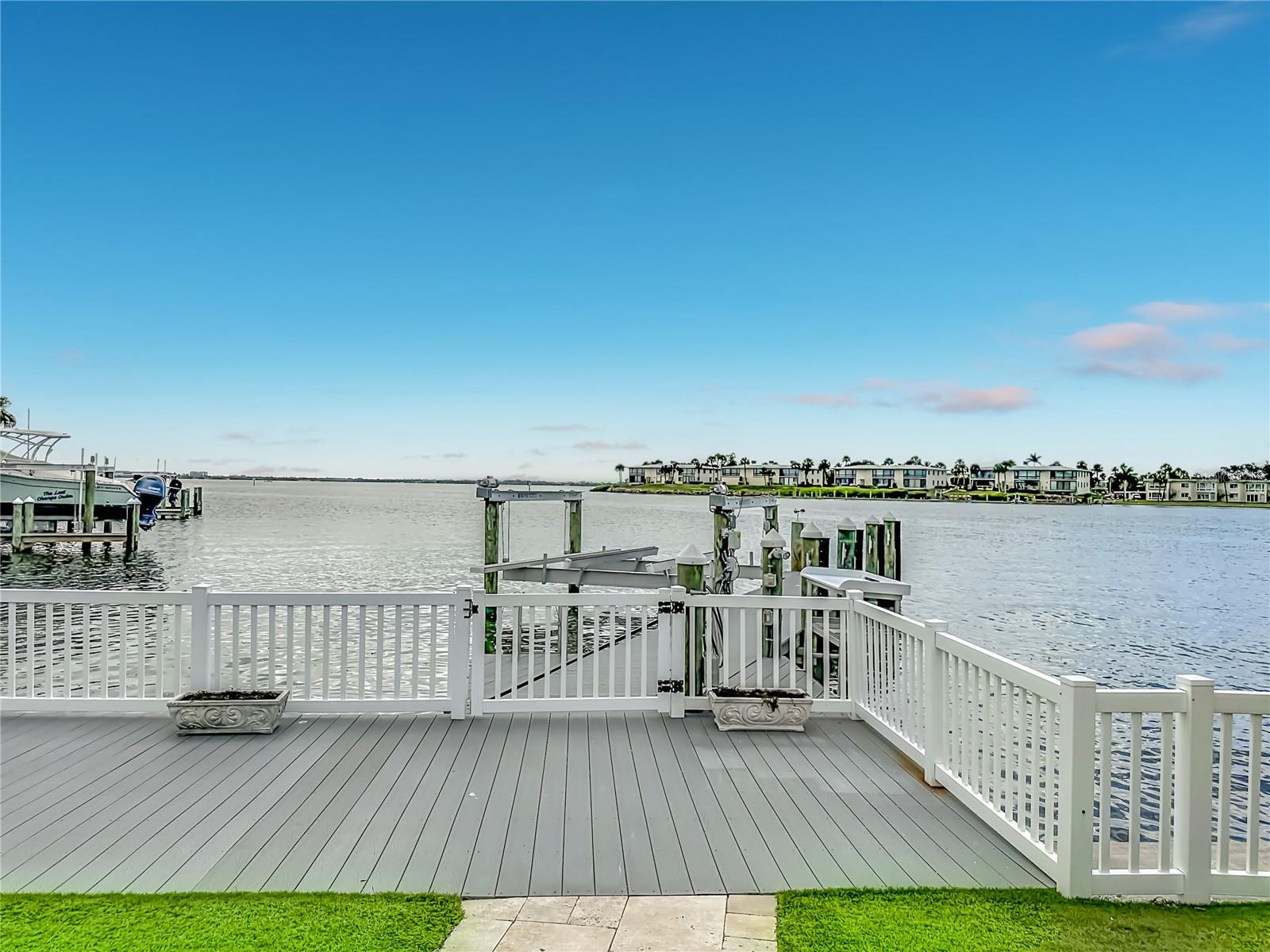 605 KEY ROYALE DR, HOLMES BEACH, FL — photo 20