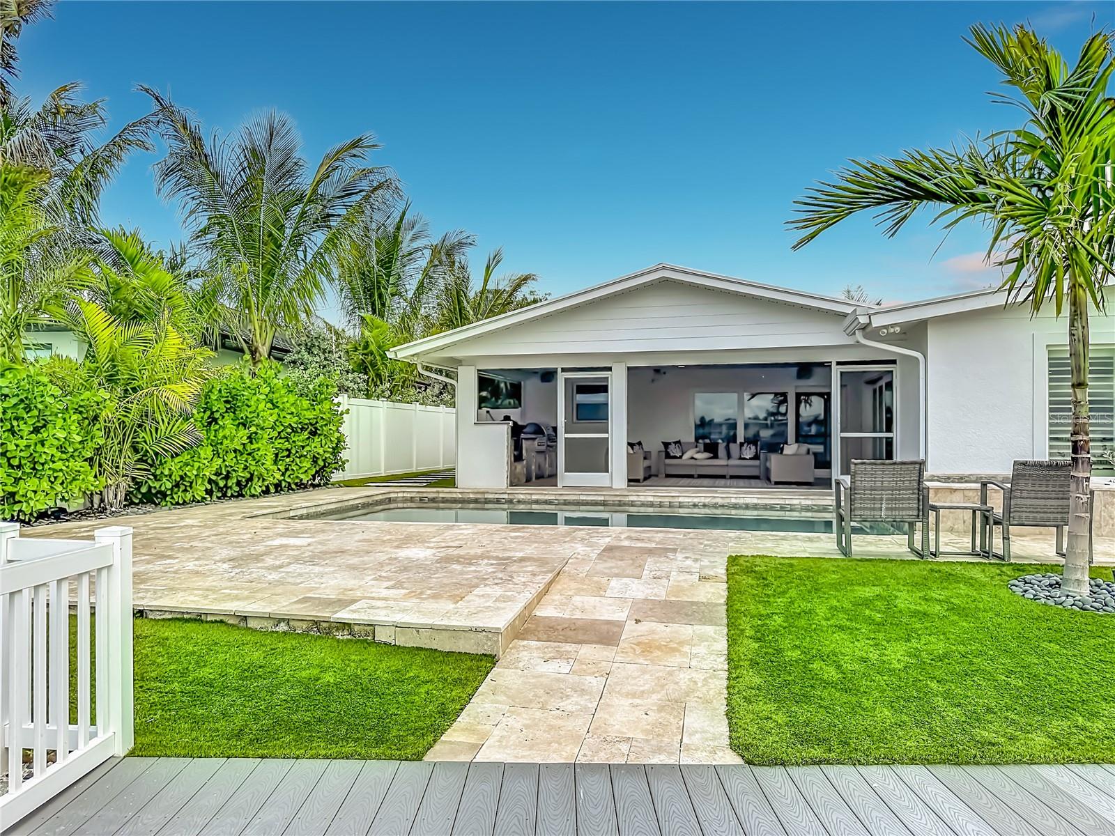 605 KEY ROYALE DR, HOLMES BEACH, FL — photo 21