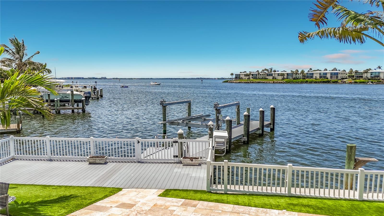 605 KEY ROYALE DR, HOLMES BEACH, FL — photo 26