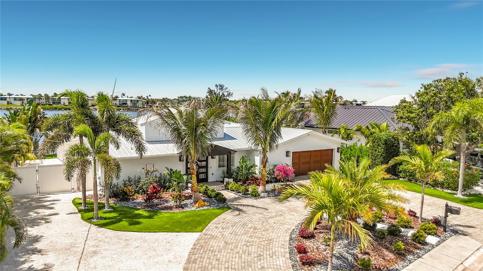 605 KEY ROYALE DR, HOLMES BEACH, FL — photo 94