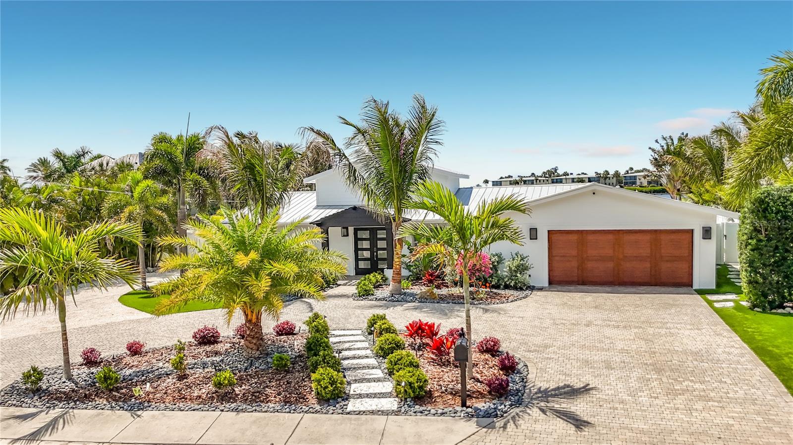 605 KEY ROYALE DR, HOLMES BEACH, FL — photo 95