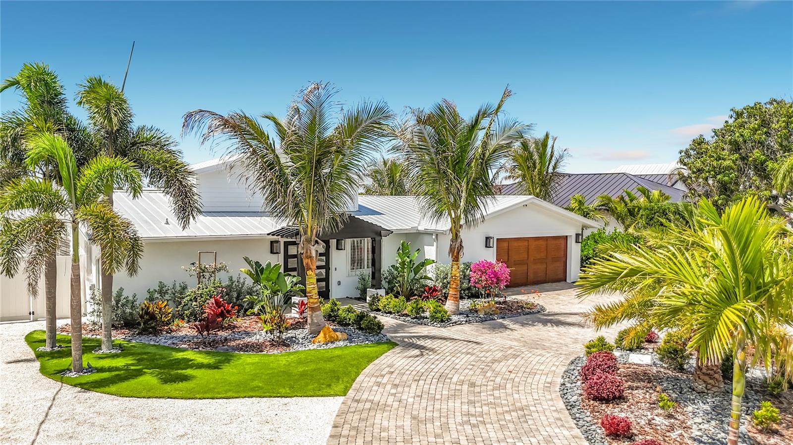 605 KEY ROYALE DR, HOLMES BEACH, FL — photo 4