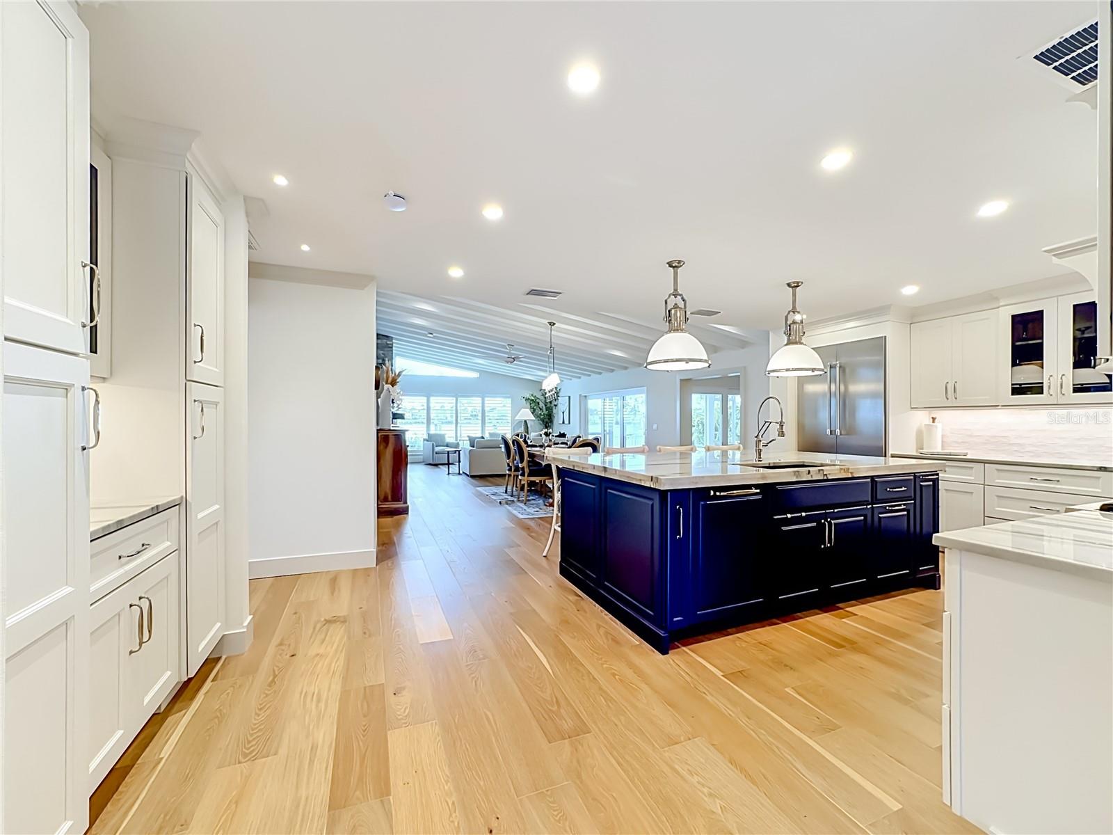 605 KEY ROYALE DR, HOLMES BEACH, FL — photo 40