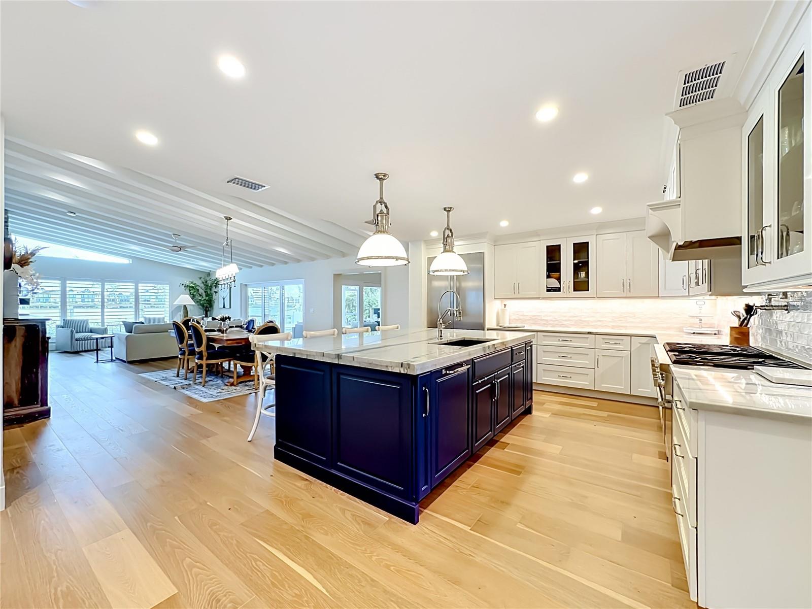 605 KEY ROYALE DR, HOLMES BEACH, FL — photo 43
