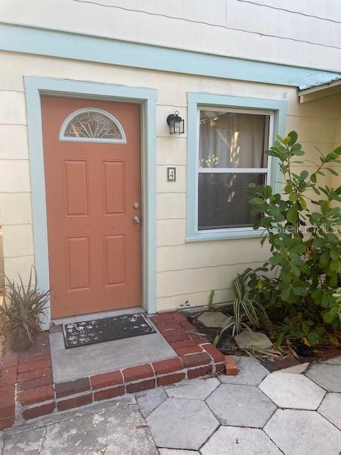 316 11TH AVE NE, ST PETERSBURG, FL — photo 2