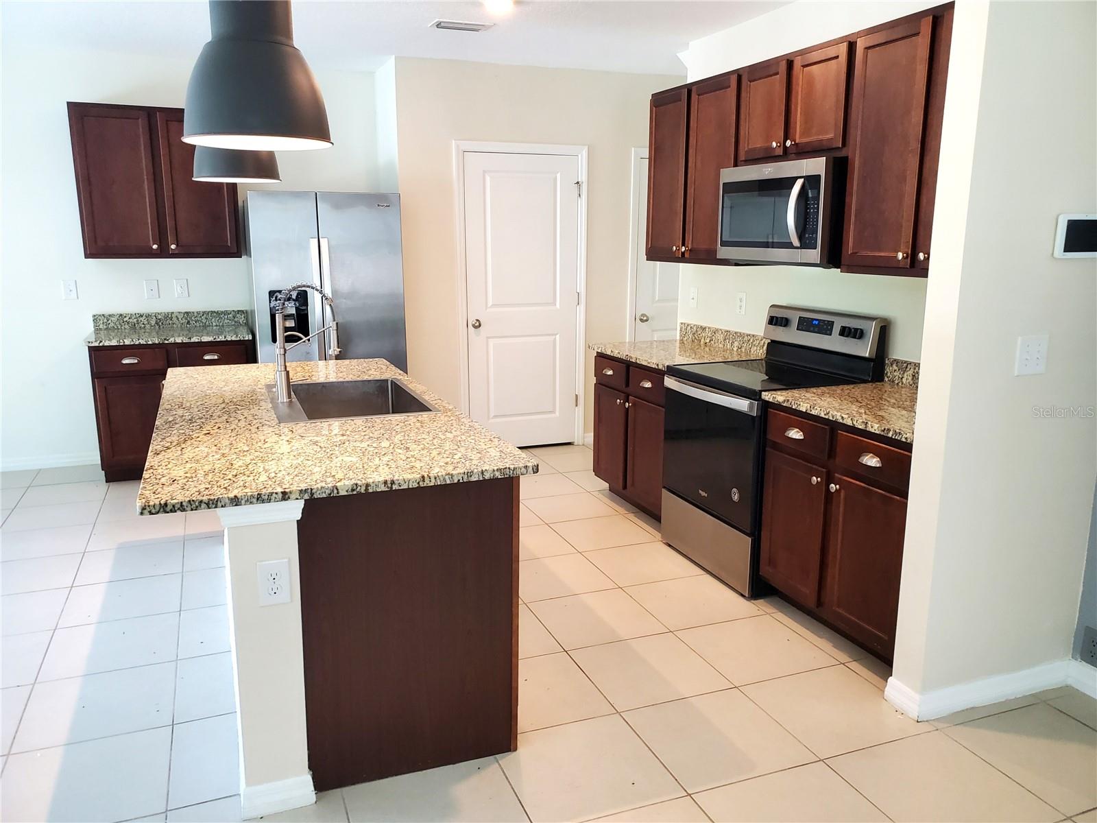 32871 BROOKS HAWK LN, WESLEY CHAPEL, FL — photo 18