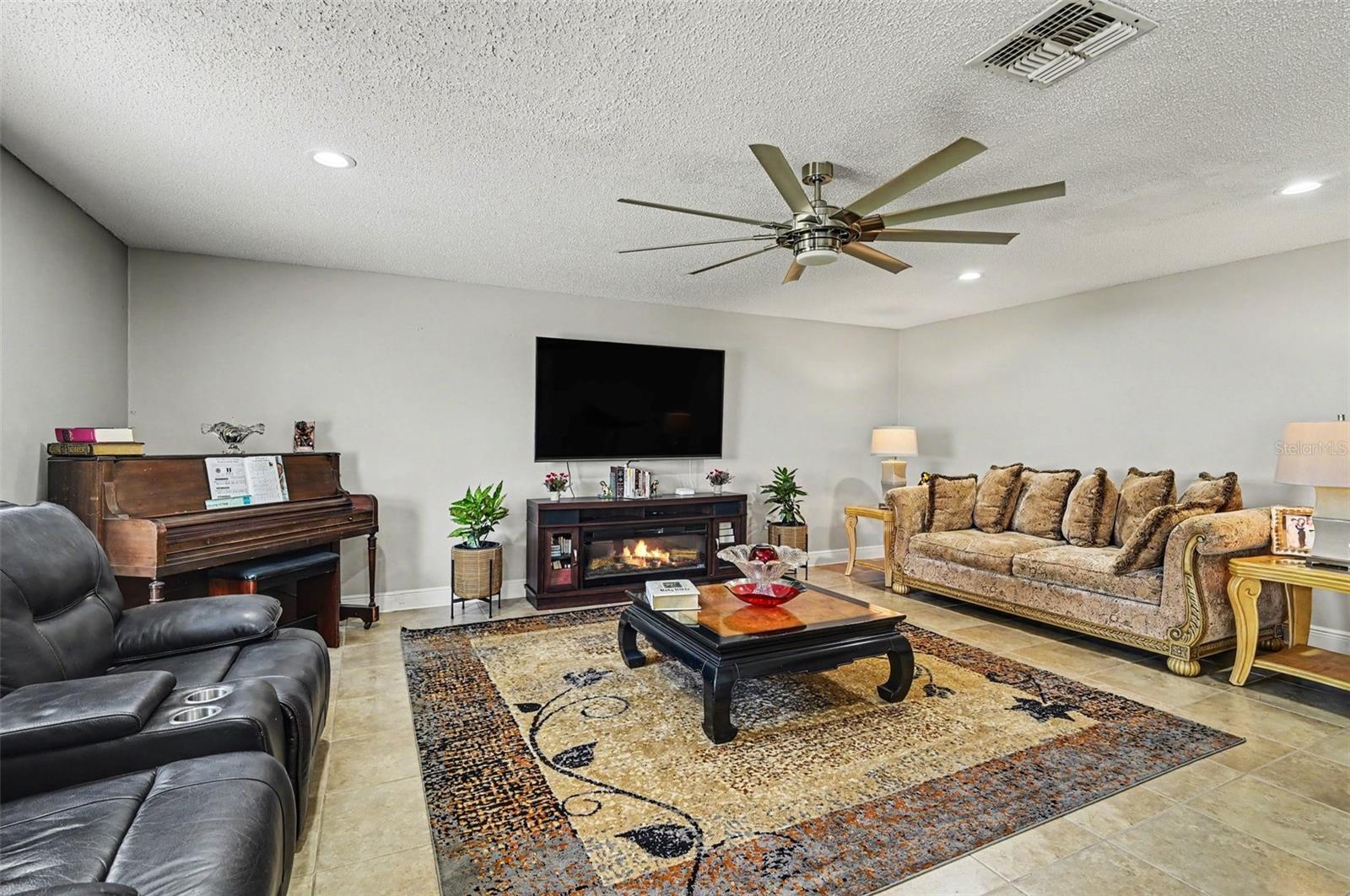 121 MAYFIELD DR, SANFORD, FL — photo 4