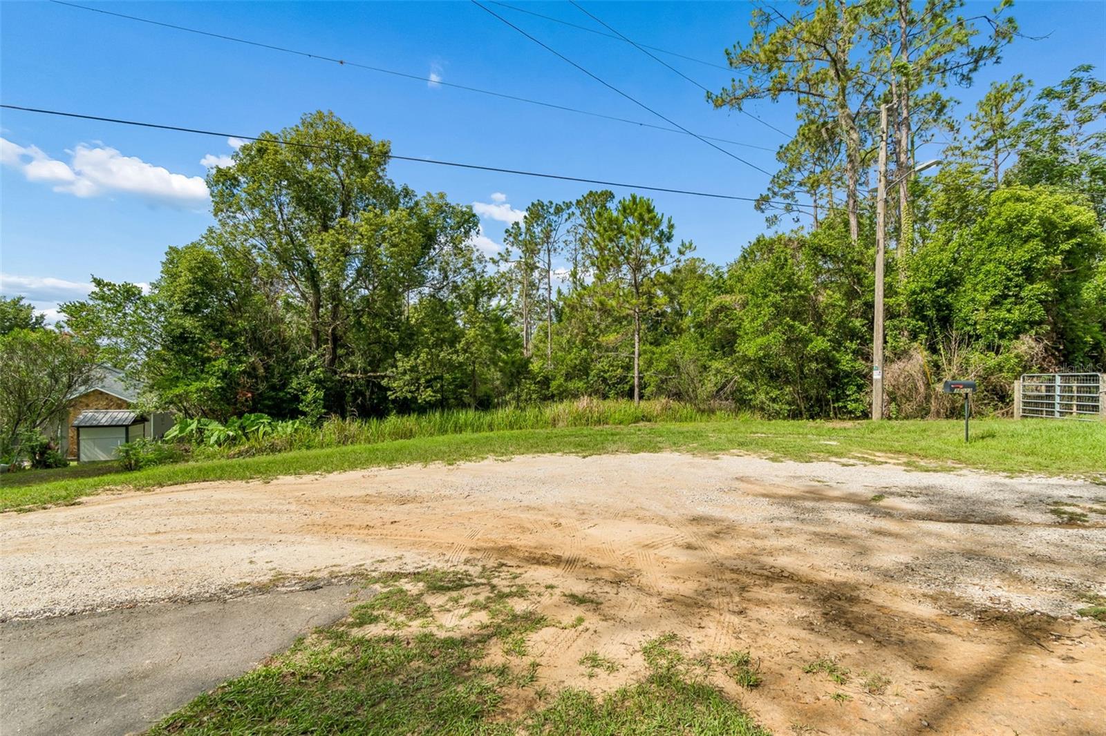 00 HAMRICH, DADE CITY, FL — photo 3