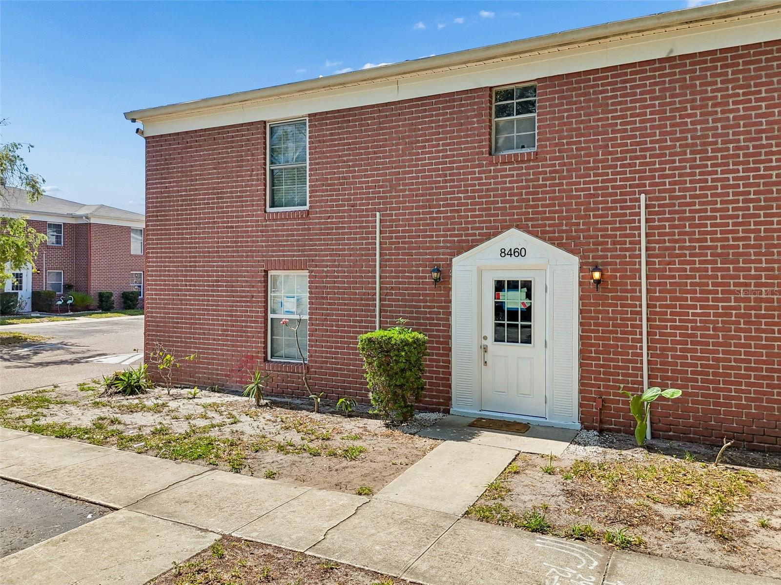 8460 13TH ST N #B, ST PETERSBURG, FL — photo 2