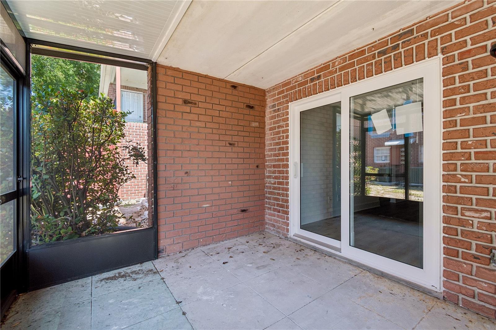 8460 13TH ST N #B, ST PETERSBURG, FL — photo 31