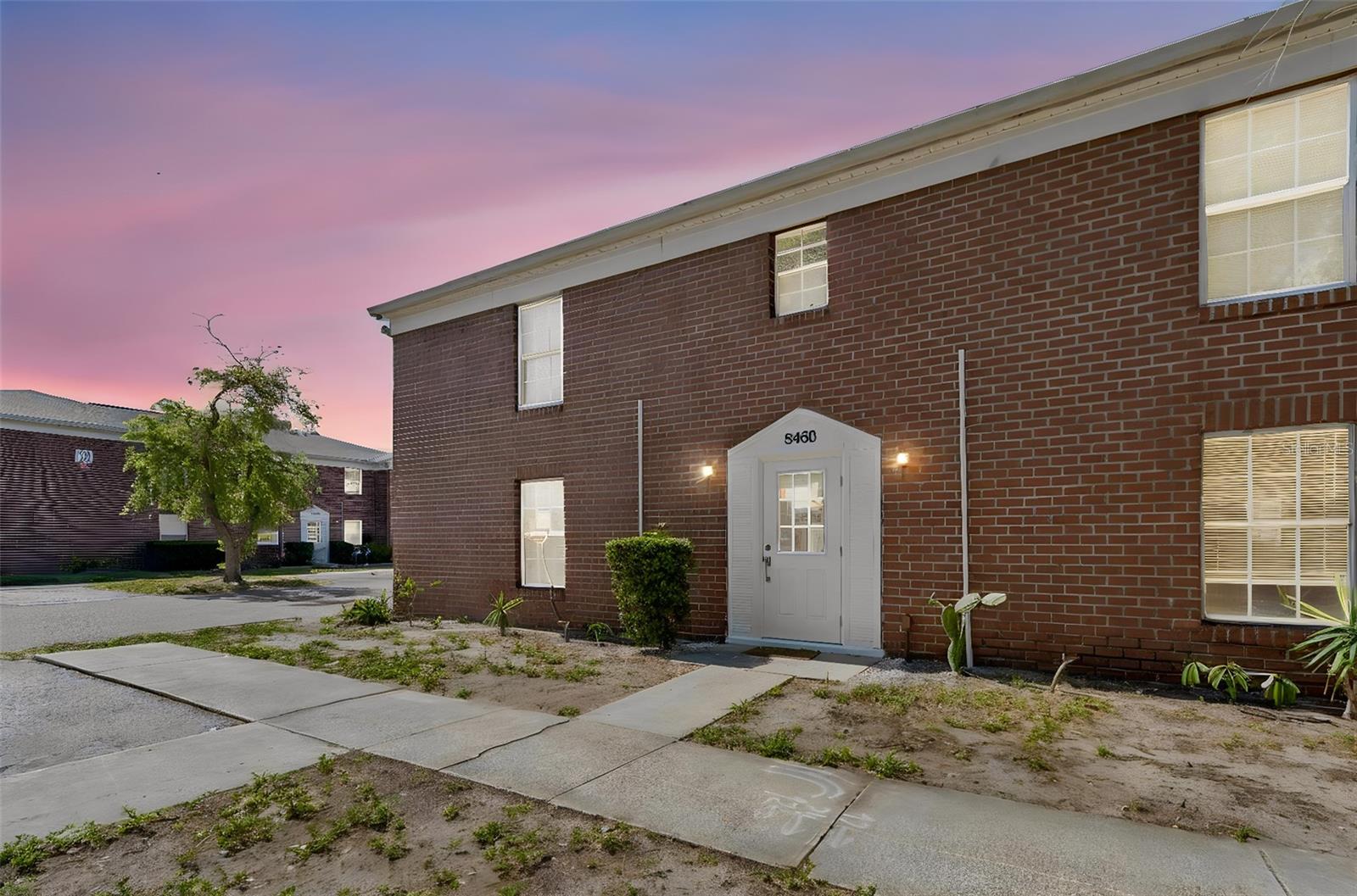 8460 13TH ST N #B, ST PETERSBURG, FL — photo 36