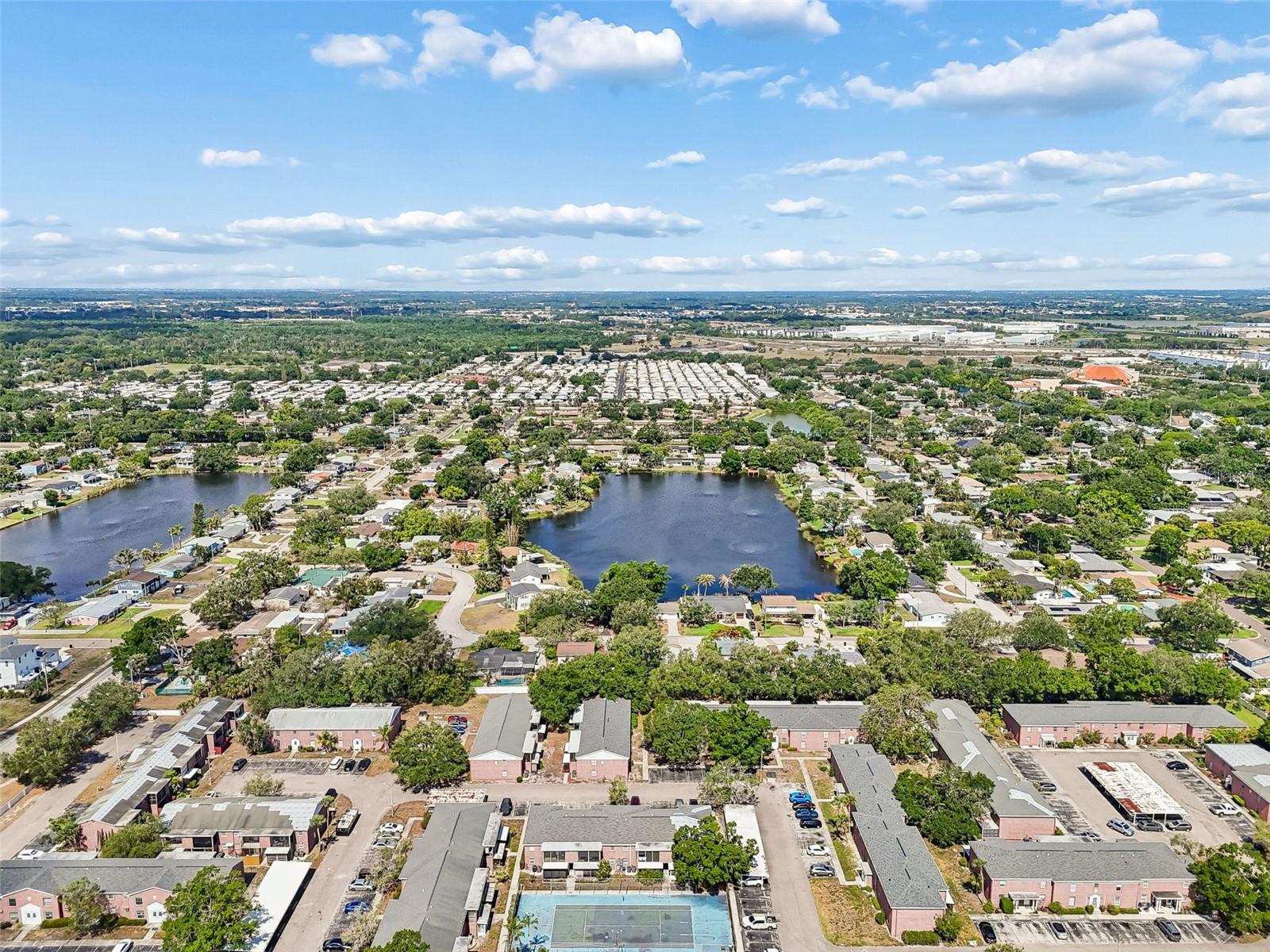 8460 13TH ST N #B, ST PETERSBURG, FL — photo 46