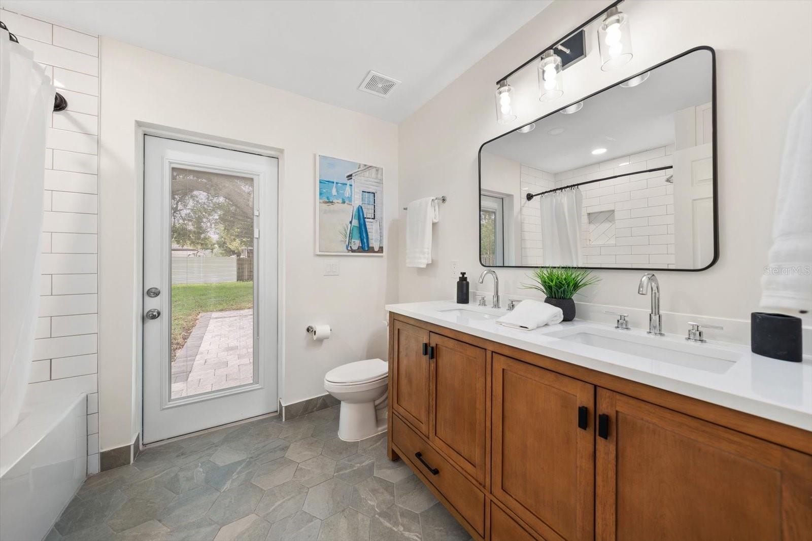 1736 GOLF VIEW DR, BELLEAIR, FL — photo 30