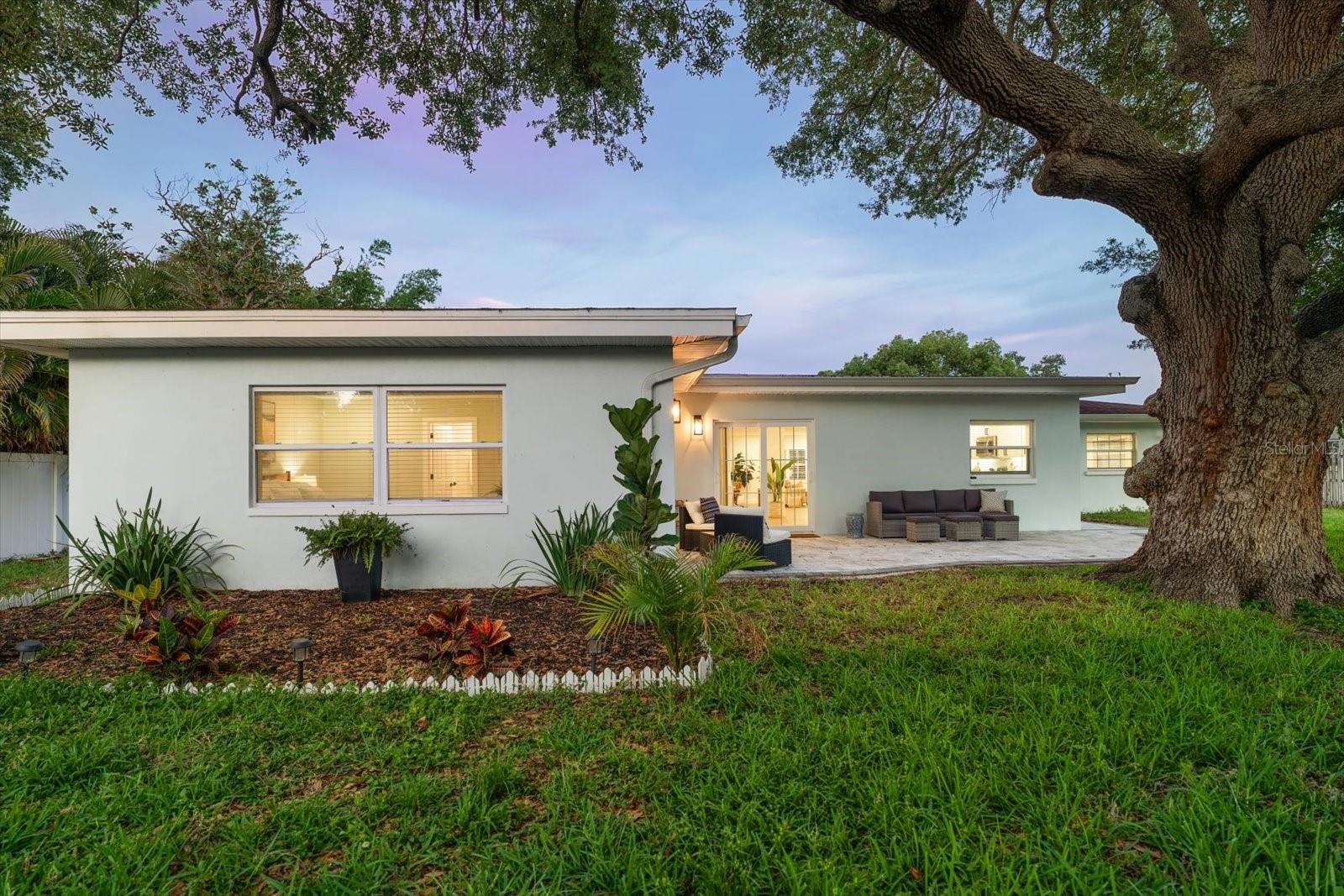 1736 GOLF VIEW DR, BELLEAIR, FL — photo 45