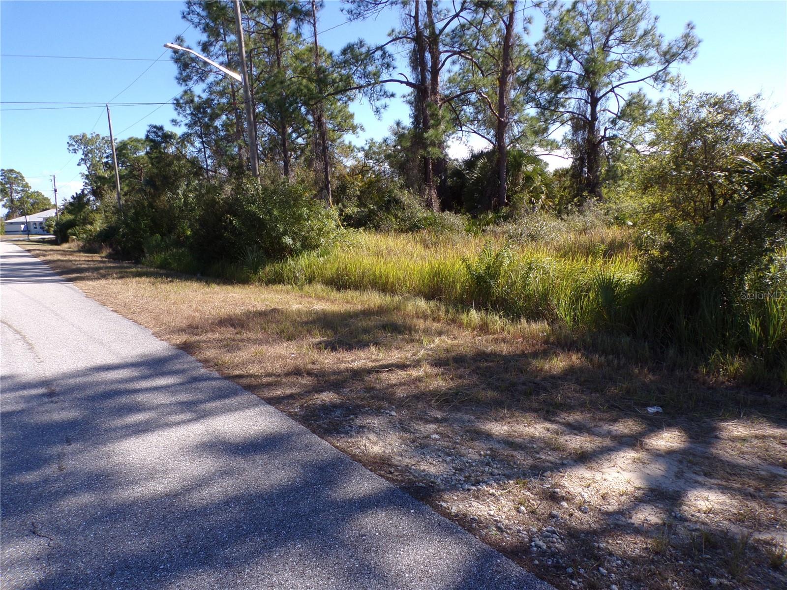 763 LONGBOW LN, LEHIGH ACRES, FL — photo 7