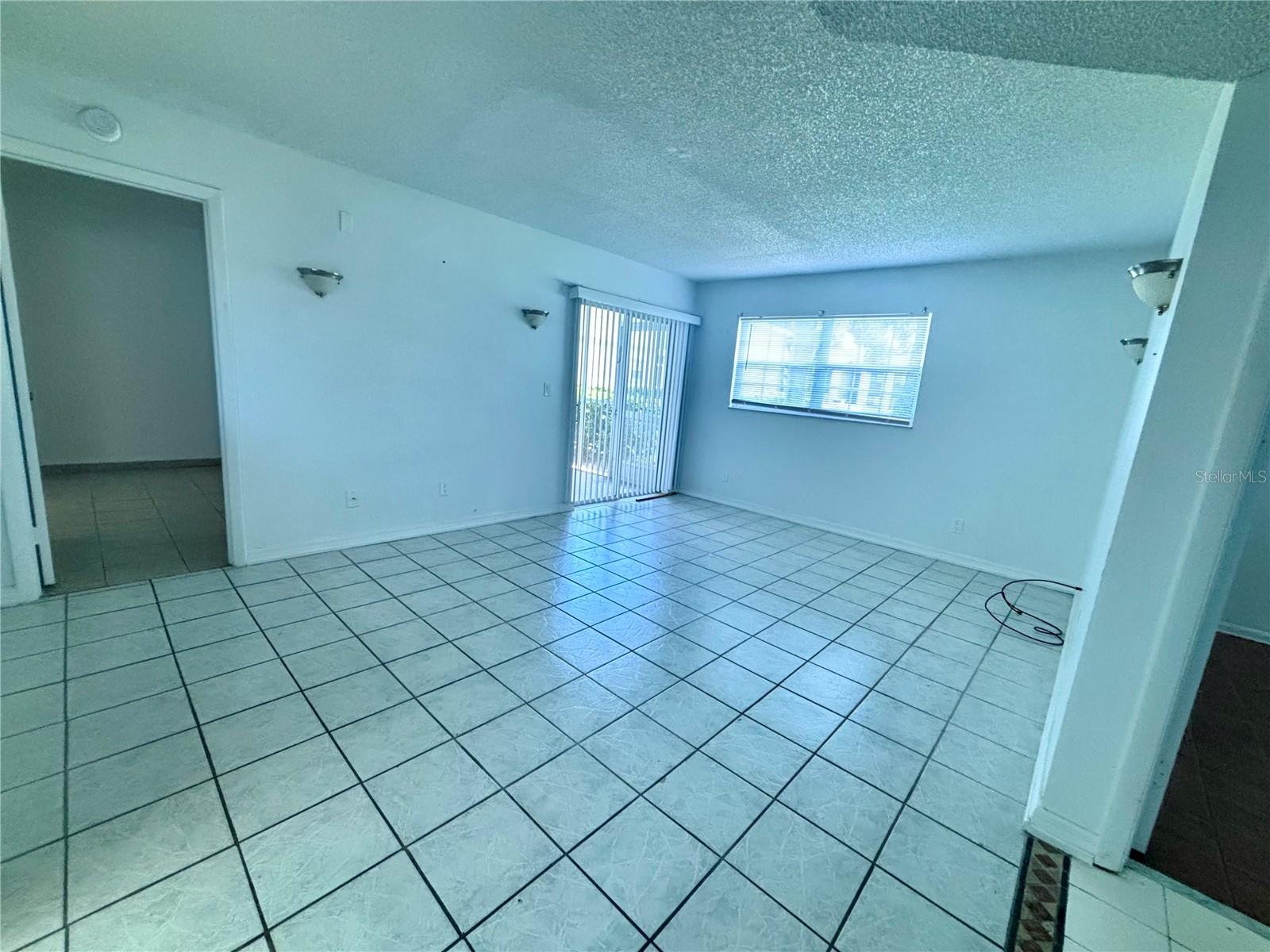 576 FAIRWAYS LN #M104, OCALA, FL — photo 2