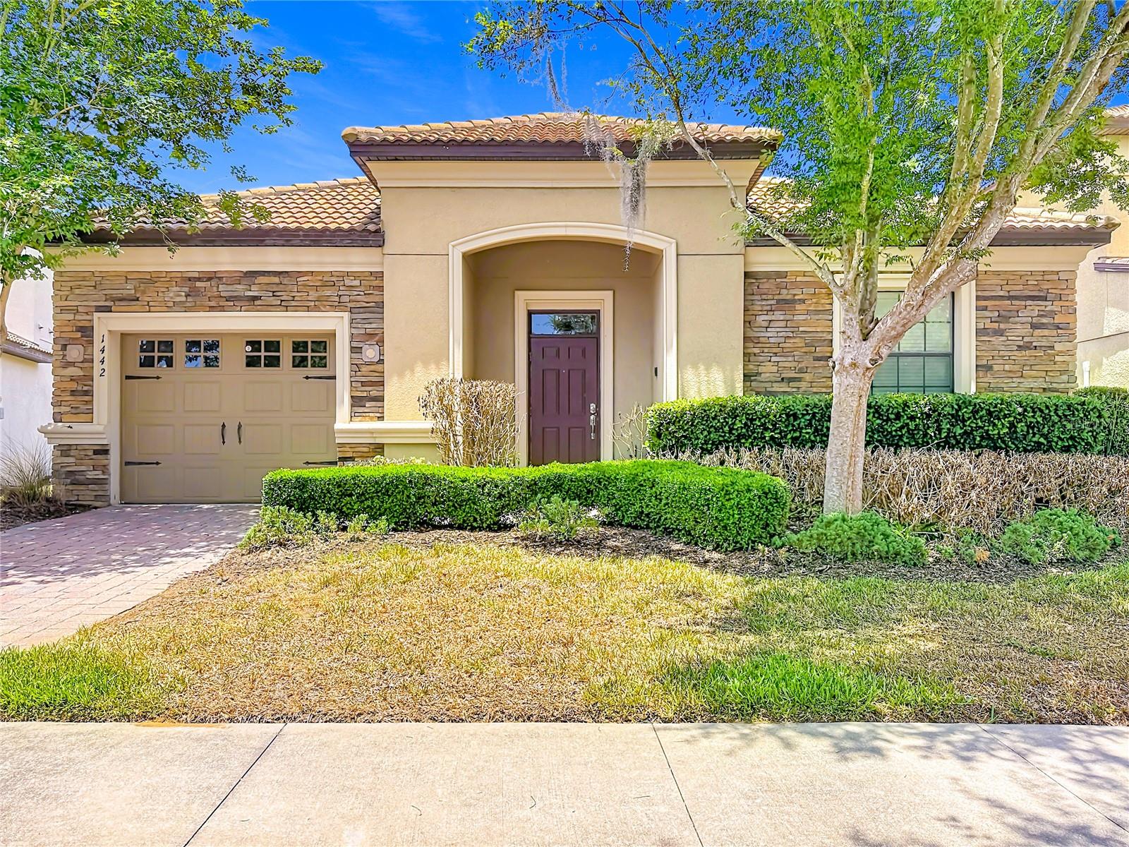 1442 MOON VALLEY DR, DAVENPORT, FL