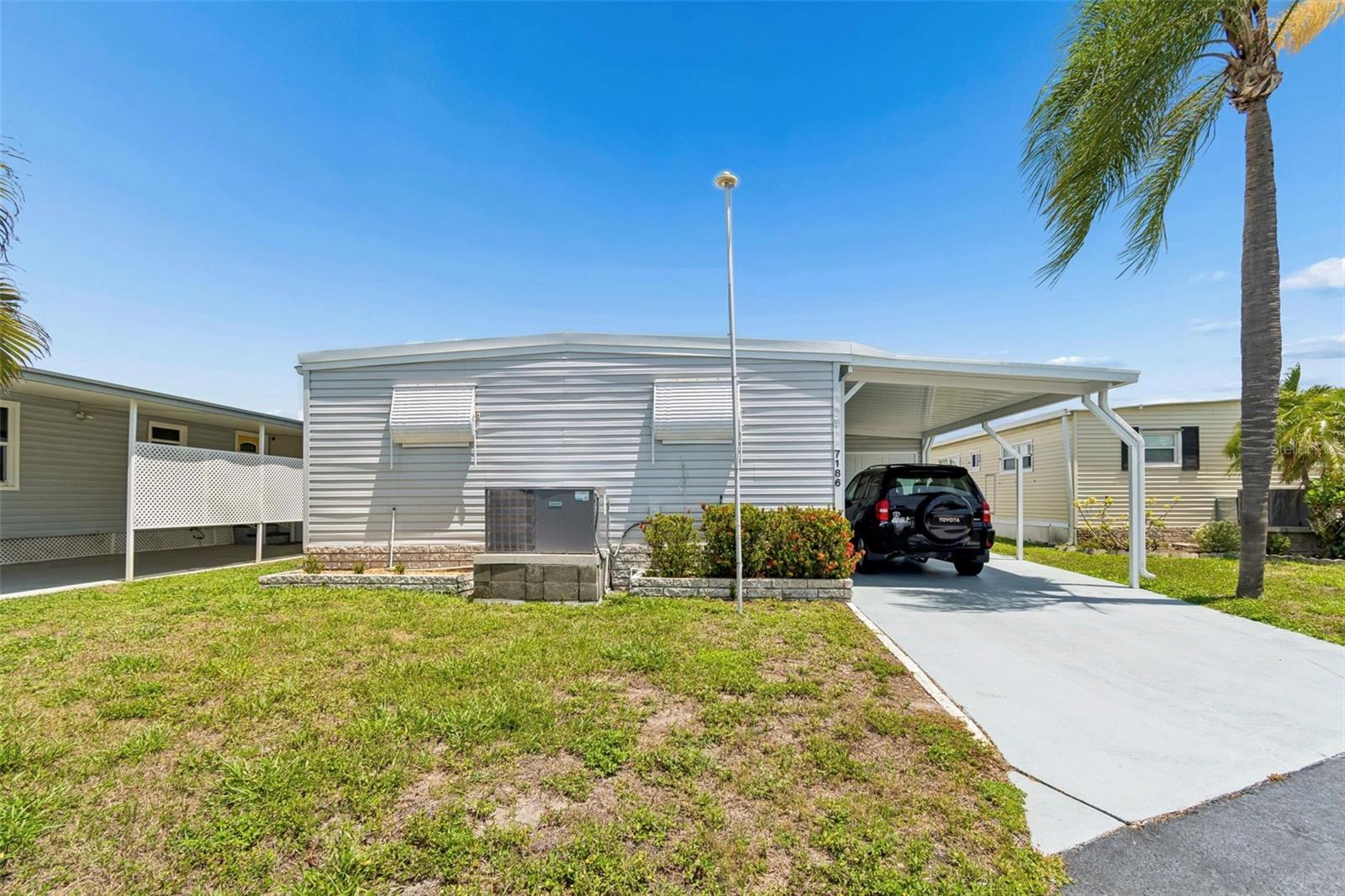 7186 MOUNT ARLINGTON DR NE #421, ST PETERSBURG, FL — photo 3